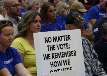 For some Kentuckians, data centers are top of mind. Will the issue sway voters this fall?